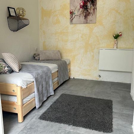 فندق Soba Za Odmor P&E Kaštel Štafilić المظهر الخارجي الصورة