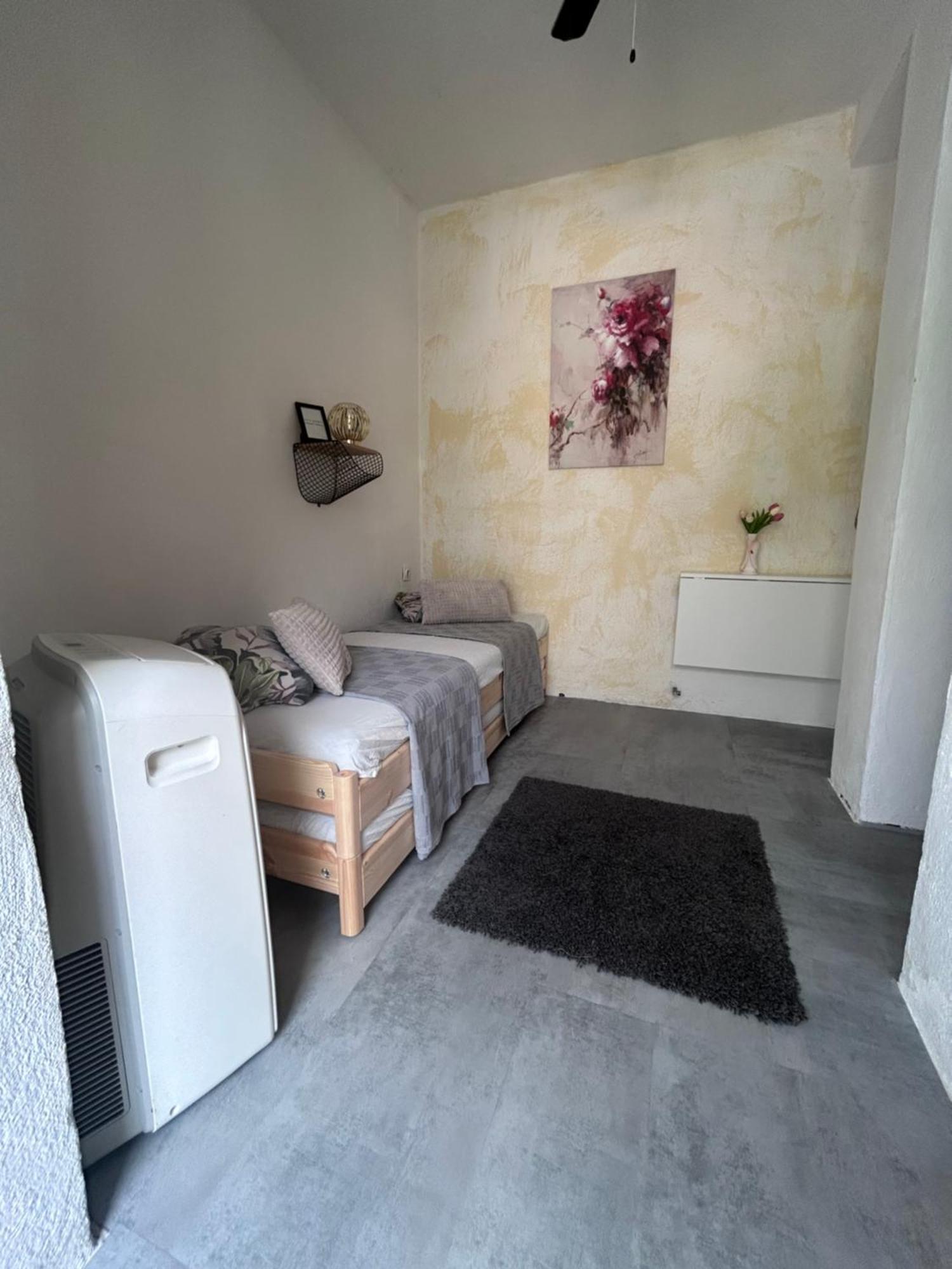 فندق Soba Za Odmor P&E Kaštel Štafilić المظهر الخارجي الصورة