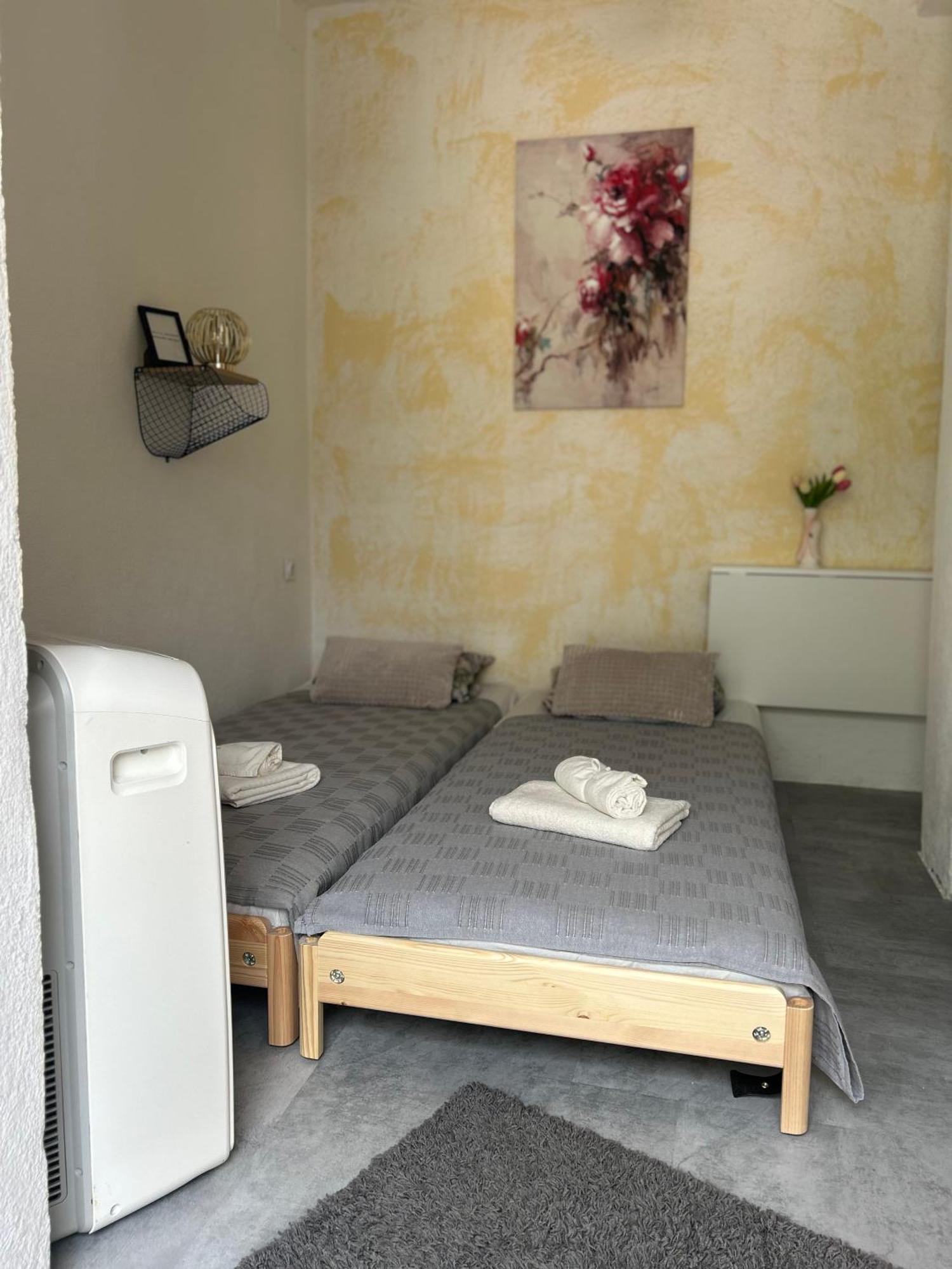 فندق Soba Za Odmor P&E Kaštel Štafilić المظهر الخارجي الصورة